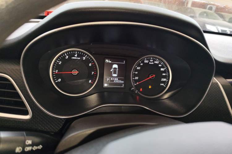 Used Baojun 730 2021 1.5T CVT Fashion Version 7 Seats Instrument Cluster