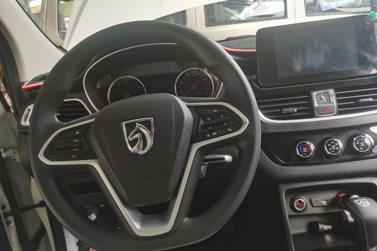 Used Baojun 730 2021 1.5T CVT Fashion Version 7 Seats Interior 1