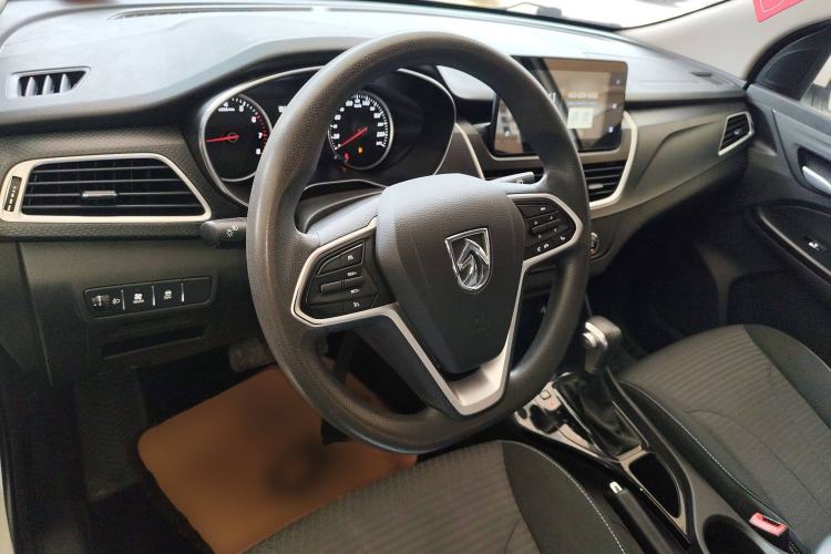Used Baojun 730 2021 1.5T CVT Fashion Version 7 Seats Interior 2
