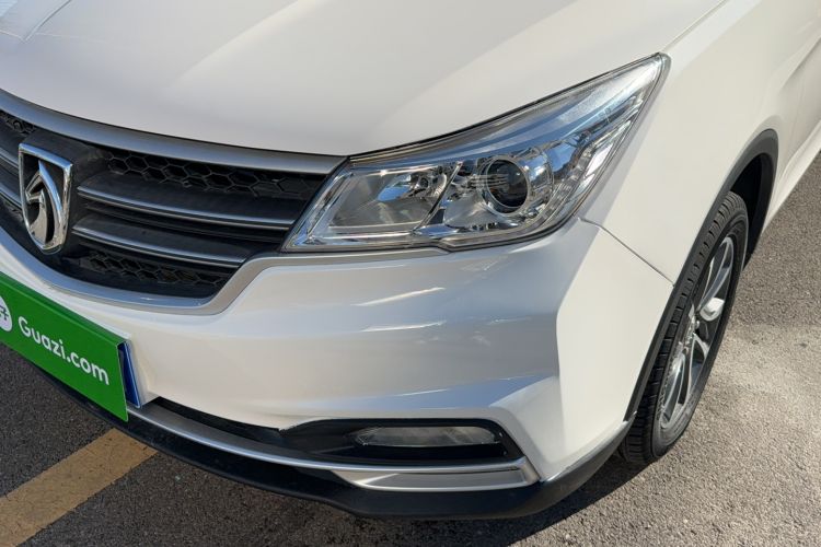 Used Baojun 730 2021 1.5T Manual Fashion Version 7 Seats Left Front Headlight
