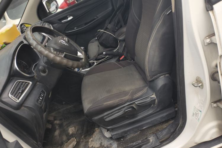 Used Baojun 730 2021 1.5L Manual Fashion Version 7 Seats Left Front Seat