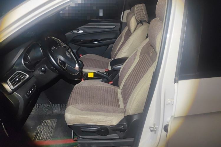 Used Baojun 730 2021 1.5L Manual Fashion Version 7 Seats Left Front Seat