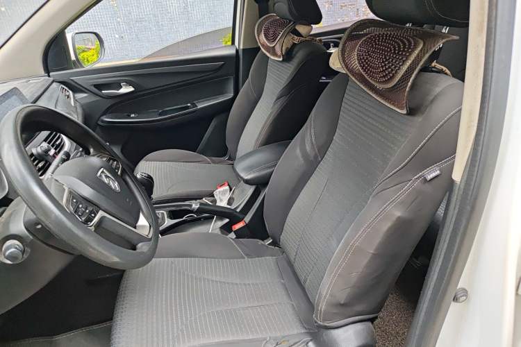 Used Baojun 730 2021 1.5L Manual Fashion Version 7 Seats Left Front Seat