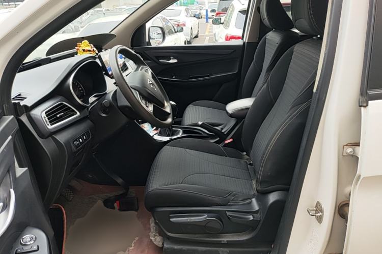 Used Baojun 730 2021 1.5L Manual Fashion Version 7 Seats Left Front Seat