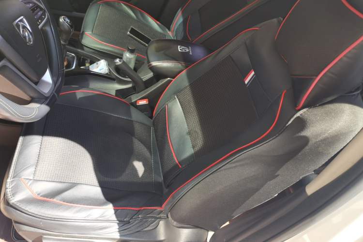 Used Baojun 730 2021 1.5L Manual Fashion Version 7 Seats Left Front Seat