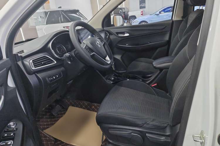 Used Baojun 730 2021 1.5T CVT Fashion Version 7 Seats Left Front Seat