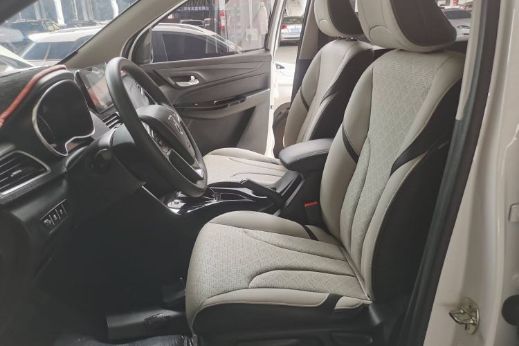 Used Baojun 730 2021 1.5T CVT Fashion Version 7 Seats Left Front Seat