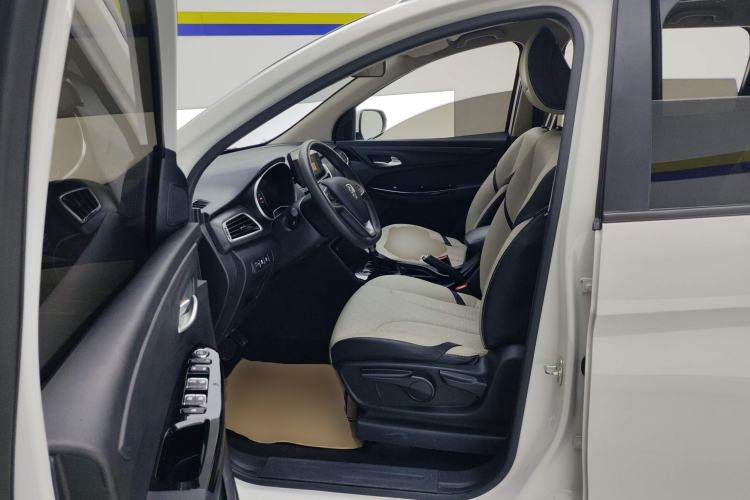 Used Baojun 730 2021 1.5T CVT Fashion Version 7 Seats Left Front Seat