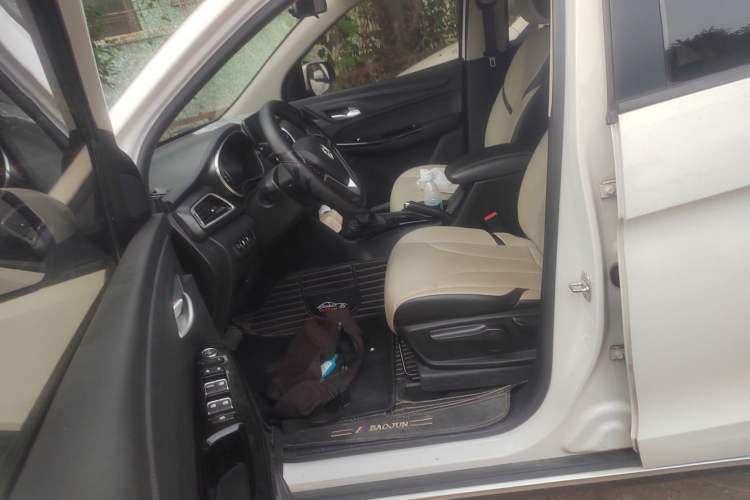 Used Baojun 730 2021 1.5T CVT Fashion Version 7 Seats Left Front Seat