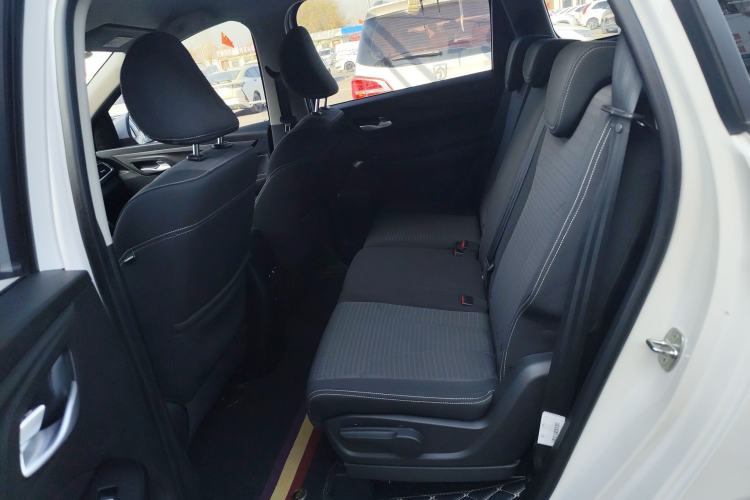Used Baojun 730 2021 1.5T CVT Fashion Version 7 Seats Left Rear Seat