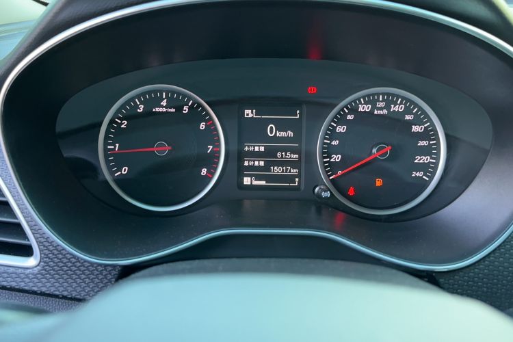 Used Baojun 730 2021 1.5L Manual Fashion Version 7 Seats Odometer Close Up