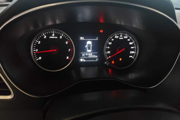 Used Baojun 730 2021 1.5T CVT Fashion Version 7 Seats Odometer Close Up