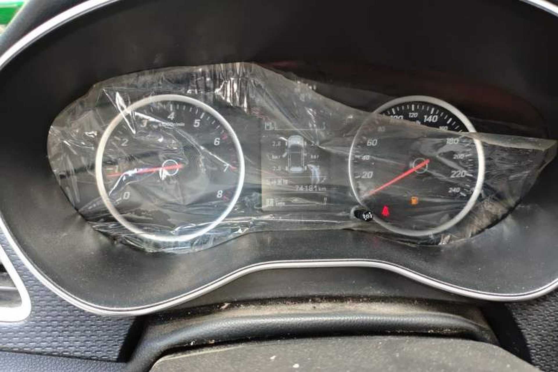 Used Baojun 730 2021 1.5L Manual Fashion Version 7 Seats Odometer Close Up
