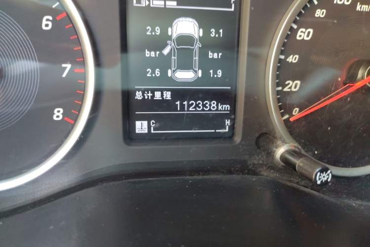 Used Baojun 730 2021 1.5L Manual Fashion Version 7 Seats Odometer Close Up