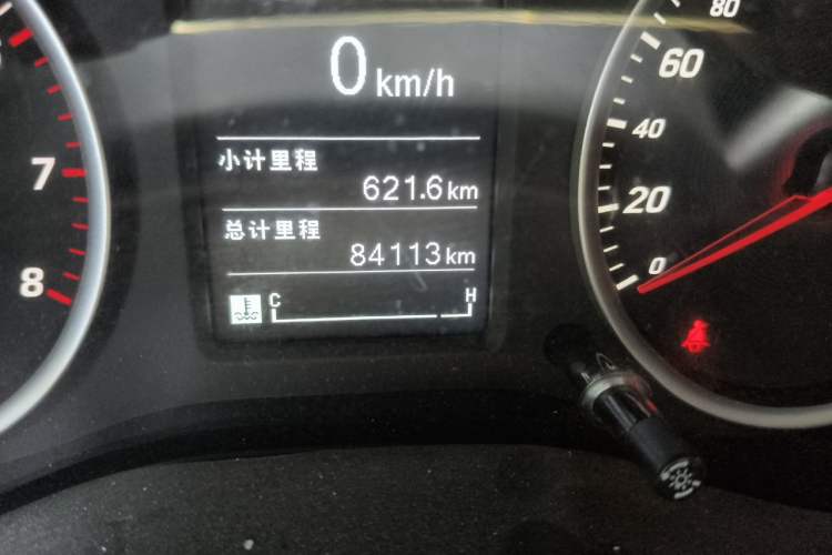 Used Baojun 730 2021 1.5L Manual Fashion Version 7 Seats Odometer Close Up