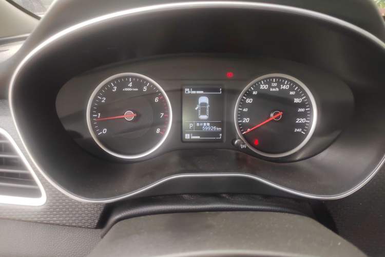Used Baojun 730 2021 1.5T CVT Fashion Version 7 Seats Odometer Close Up