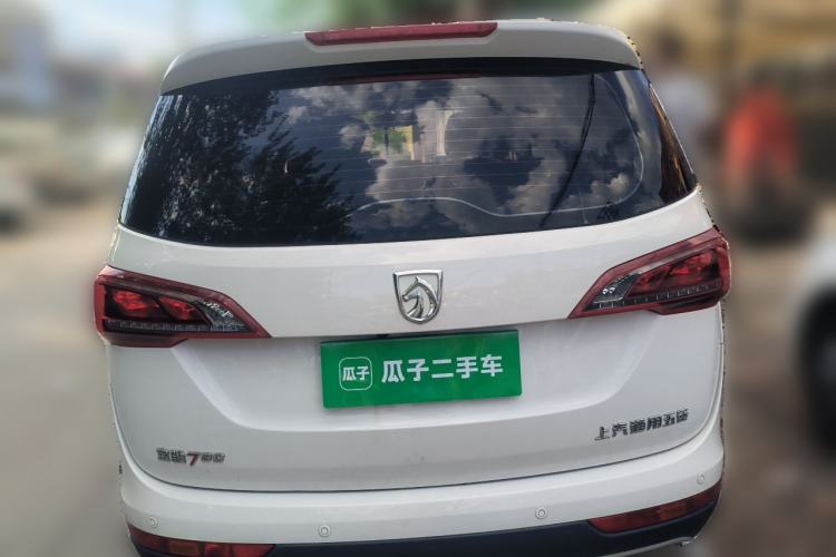 Used Baojun 730 2021 1.5L Manual Fashion Version 7 Seats Rear