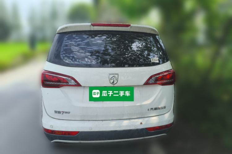 Used Baojun 730 2021 1.5L Manual Fashion Version 7 Seats Rear