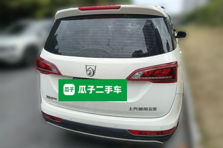 Used Baojun 730 2021 1.5L Manual Fashion Version 7 Seats Rear