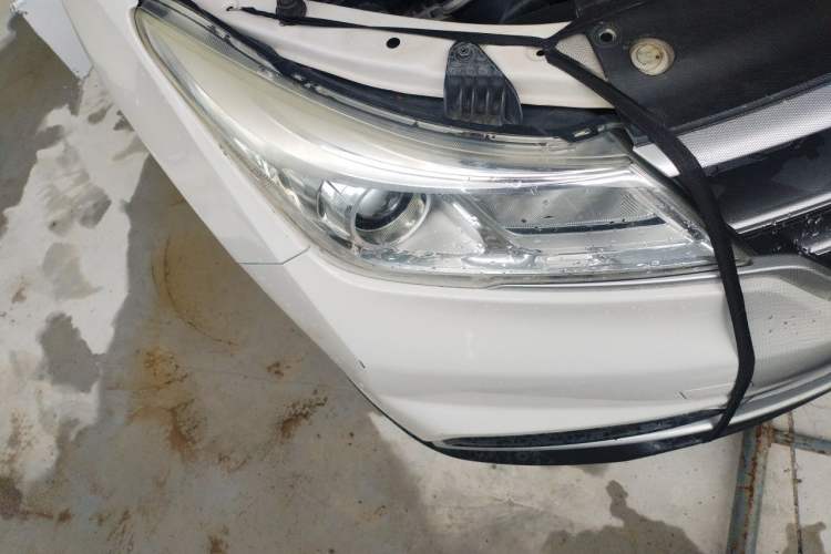 Used Baojun 730 2021 1.5T CVT Fashion Version 7 Seats Right Front Headlight