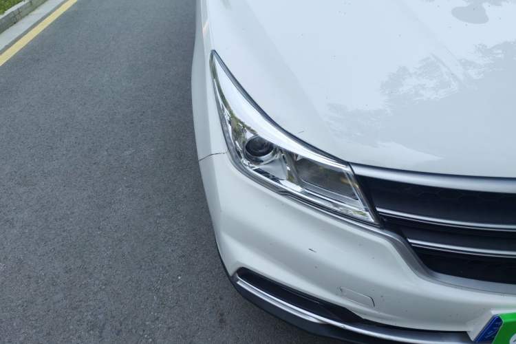 Used Baojun 730 2021 1.5T CVT Fashion Version 7 Seats Right Front Headlight