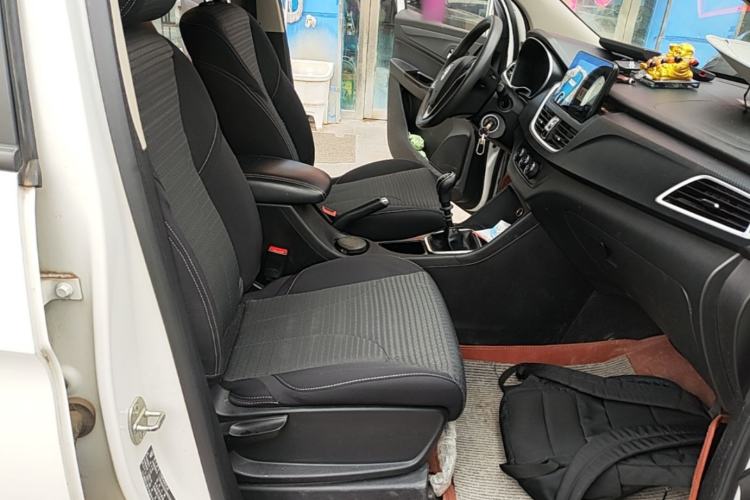 Used Baojun 730 2021 1.5L Manual Fashion Version 7 Seats Right Front Seat