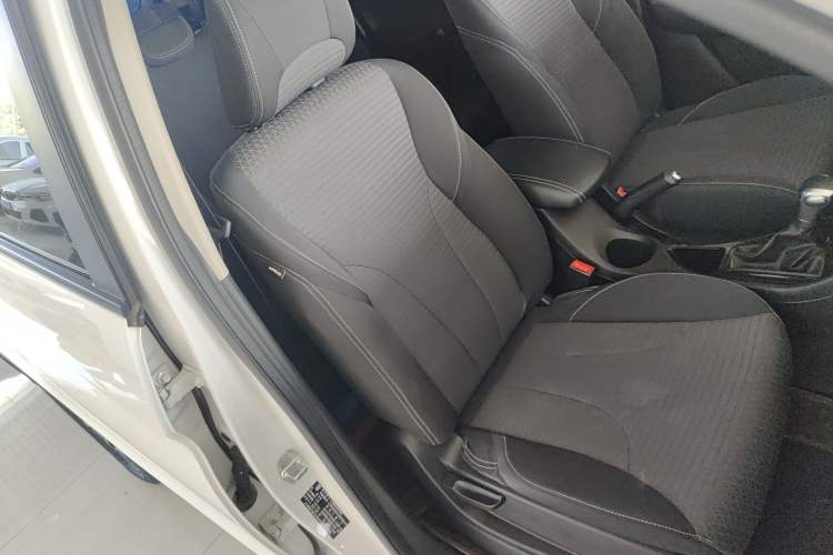 Used Baojun 730 2021 1.5T CVT Fashion Version 7 Seats Right Front Seat