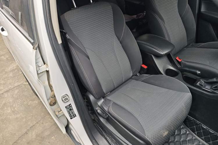 Used Baojun 730 2021 1.5T CVT Fashion Version 7 Seats Right Front Seat