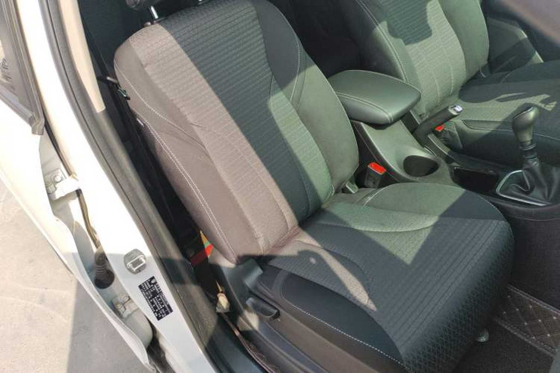 Used Baojun 730 2021 1.5T Manual Fashion Version 7 Seats Right Front Seat