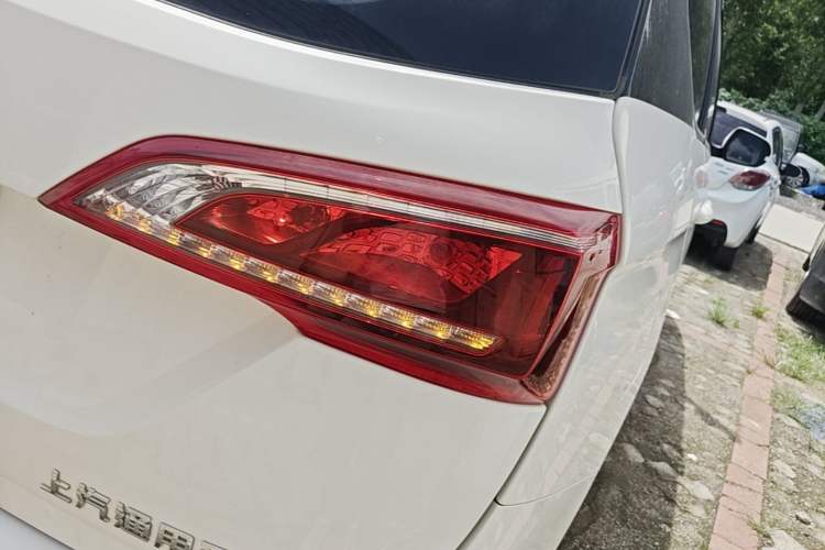 Used Baojun 730 2021 1.5L Manual Fashion Version 7 Seats Right Rear Taillight