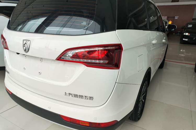 Used Baojun 730 2021 1.5L Manual Fashion Version 7 Seats Right Rear Taillight
