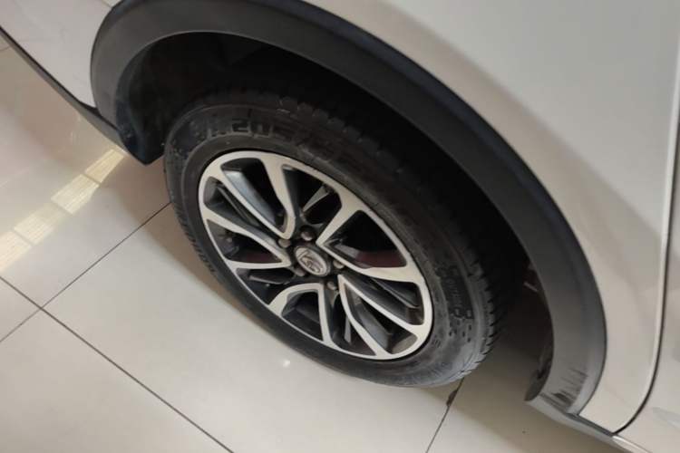 Used Baojun 730 2021 1.5T CVT Fashion Version 7 Seats Right Rear Wheel Hub