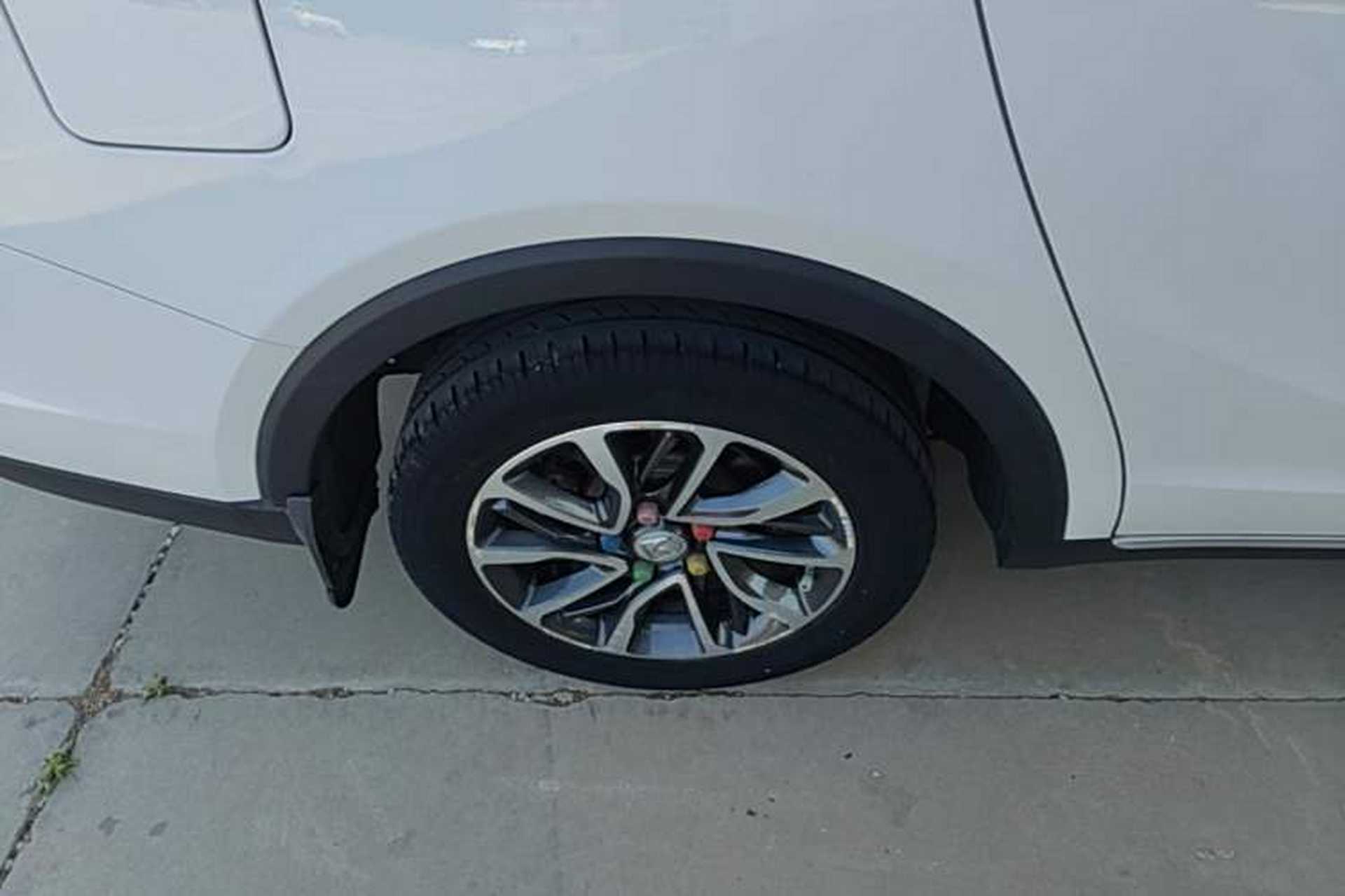 Used Baojun 730 2021 1.5L Manual Fashion Version 7 Seats Right Rear Wheel Hub