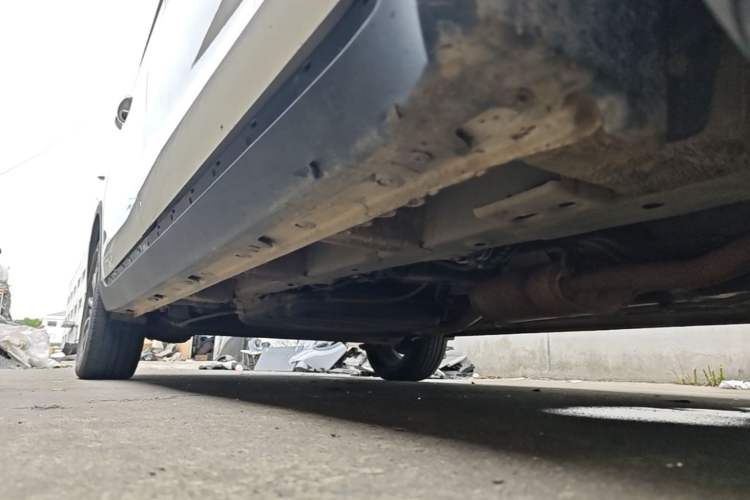 Used Baojun 730 2021 1.5T CVT Fashion Version 7 Seats Right Side Sill