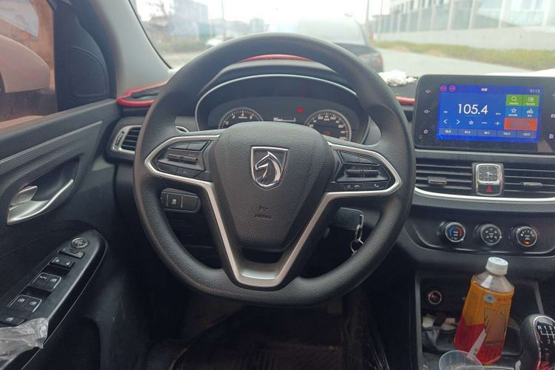 Used Baojun 730 2021 1.5L Manual Fashion Version 7 Seats Steering Wheel