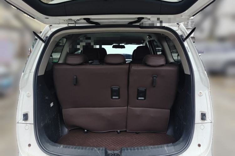 Used Baojun 730 2021 1.5T Manual Fashion Version 7 Seats Trunk