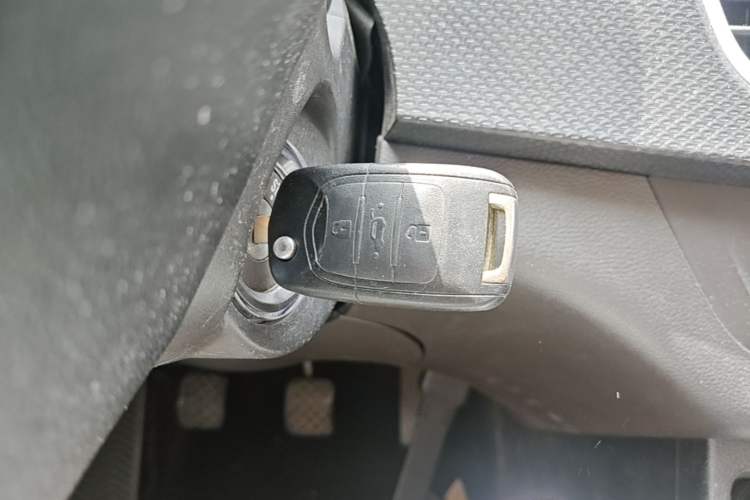 Used Baojun 730 2021 1.5L Manual Fashion Version 7 Seats Vehicle Key