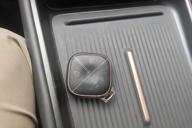 Used Baojun E6 2026 Model 500km Enjoyment Edition Vehicle Key
