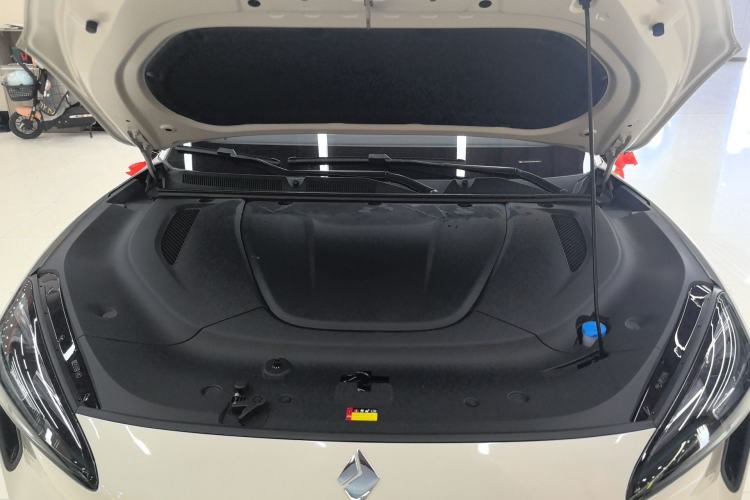 Used Baojun E6 2026 Model 500km Enjoyment Edition Engine Bay