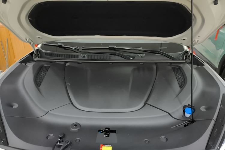 Used Baojun E6 2026 Model 500km Enjoyment Edition Engine Bay