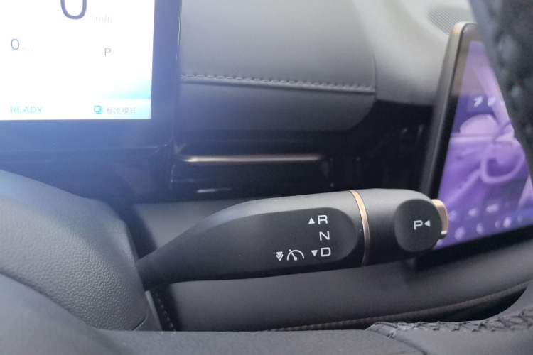 Used Baojun E6 2026 Model 500km Enjoyment Edition Gear Lever