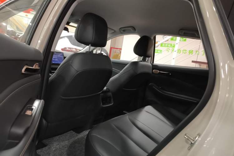 Used Baojun E6 2026 Model 500km Enjoyment Edition Left Rear Seat