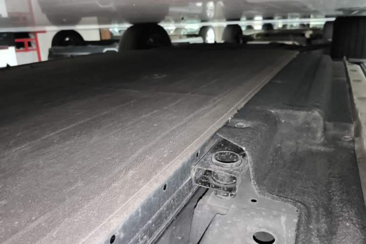 Used Baojun E6 2026 Model 500km Enjoyment Edition Left Side Sill
