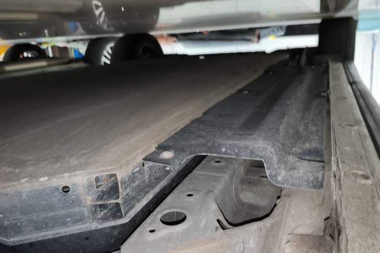 Used Baojun E6 2026 Model 500km Enjoyment Edition Right Side Sill