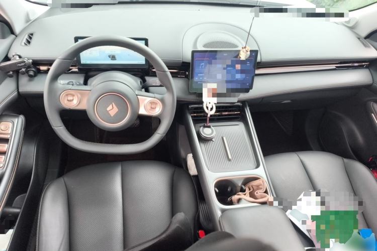 Used Baojun E6 2026 Model 500km Enjoyment Edition Center Console