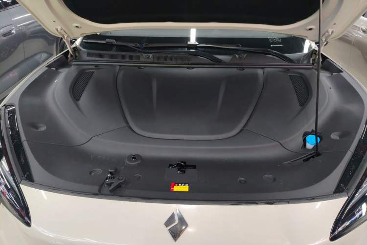 Used Baojun E6 2026 Model 500km Enjoyment Edition Engine Bay