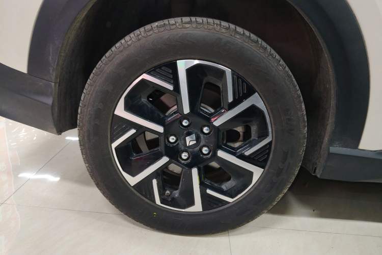 Used Baojun E6 2026 Model 500km Enjoyment Edition Exterior 5