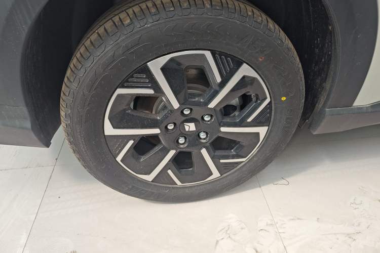 Used Baojun E6 2026 Model 500km Enjoyment Edition Exterior 5