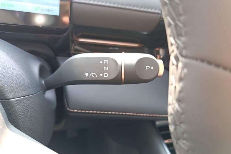 Used Baojun E6 2026 Model 500km Enjoyment Edition Gear Lever