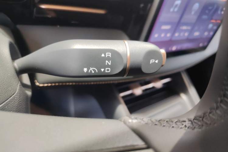 Used Baojun E6 2026 Model 500km Enjoyment Edition Gear Lever